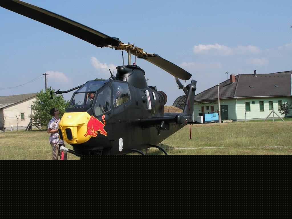 ah1_35.jpg