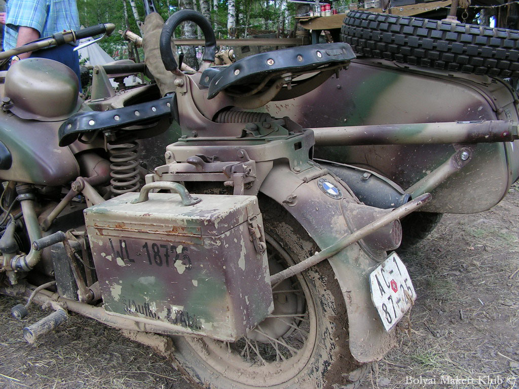 bmw_r75_03.jpg
