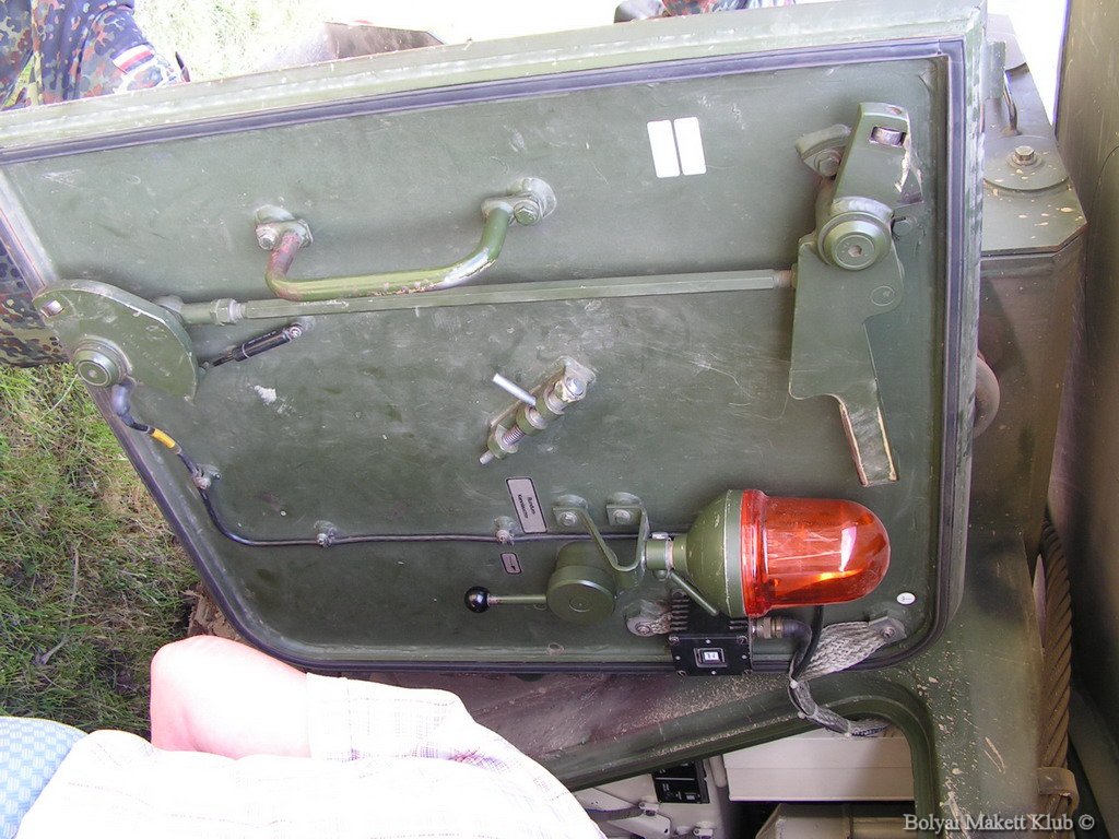 panzerhaubitze2000_22.jpg