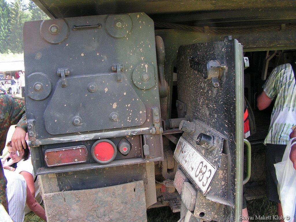 panzerhaubitze2000_24.jpg